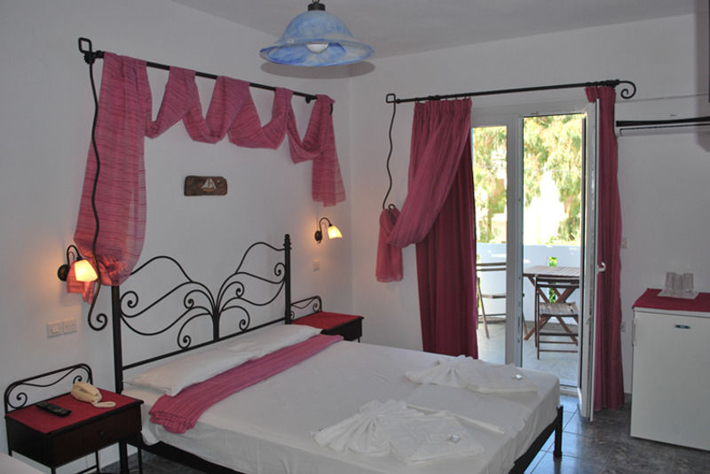 Anezina Hotel Adamantas  Luaran gambar