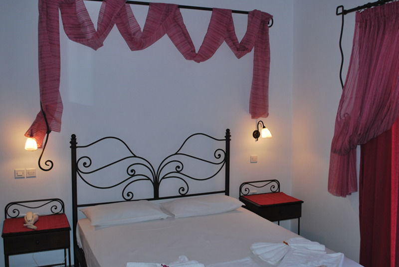 Anezina Hotel Adamantas  Luaran gambar