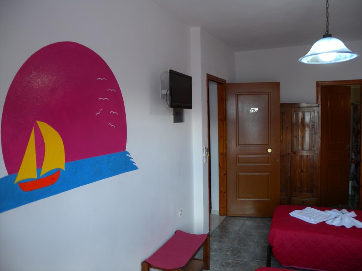 Anezina Hotel Adamantas  Luaran gambar